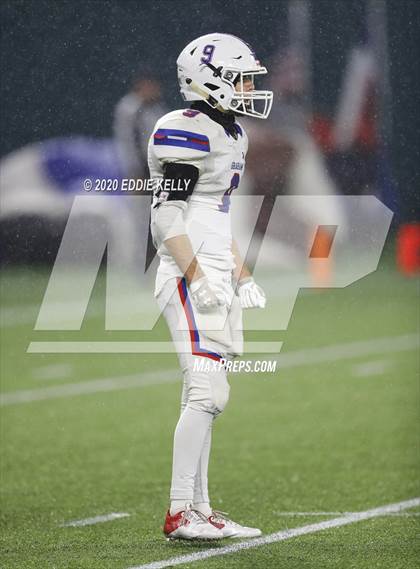 Thumbnail 2 in Aubrey @ Graham (UIL 4A Regional Semifinal Playoff) photogallery.