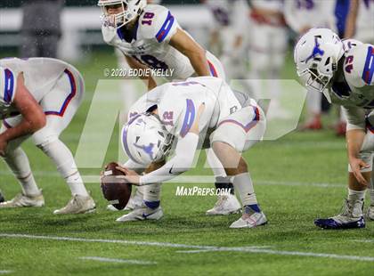 Thumbnail 2 in Aubrey @ Graham (UIL 4A Regional Semifinal Playoff) photogallery.