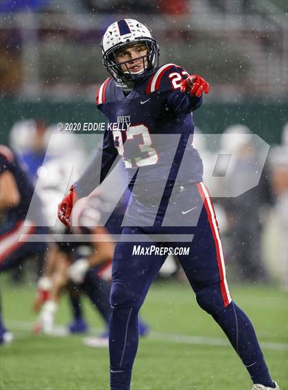 Thumbnail 3 in Aubrey @ Graham (UIL 4A Regional Semifinal Playoff) photogallery.