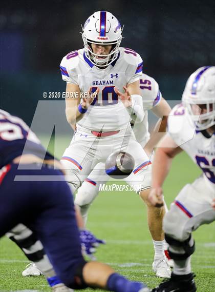 Thumbnail 2 in Aubrey @ Graham (UIL 4A Regional Semifinal Playoff) photogallery.