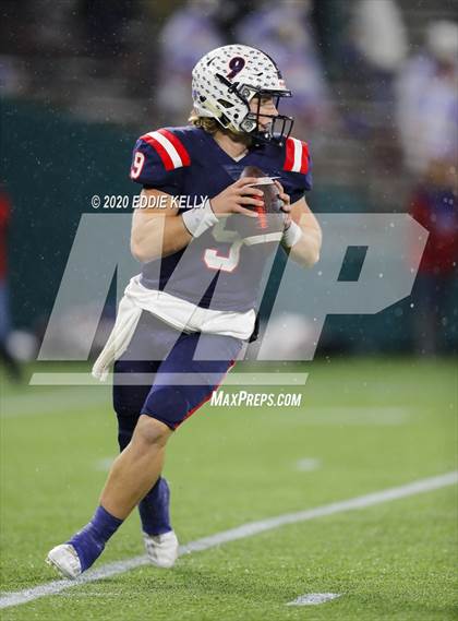 Thumbnail 1 in Aubrey @ Graham (UIL 4A Regional Semifinal Playoff) photogallery.
