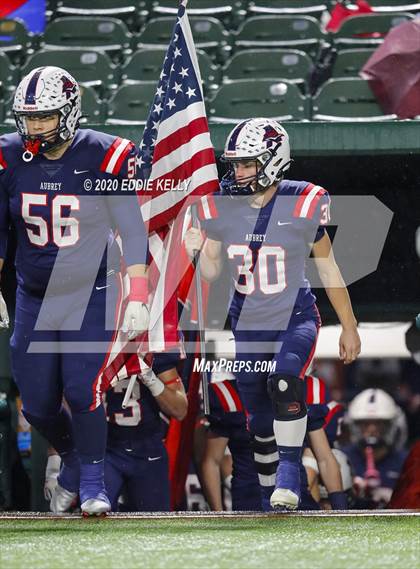 Thumbnail 3 in Aubrey @ Graham (UIL 4A Regional Semifinal Playoff) photogallery.