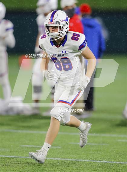 Thumbnail 3 in Aubrey @ Graham (UIL 4A Regional Semifinal Playoff) photogallery.