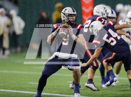 Thumbnail 3 in Aubrey @ Graham (UIL 4A Regional Semifinal Playoff) photogallery.