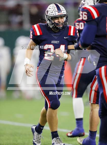 Thumbnail 2 in Aubrey @ Graham (UIL 4A Regional Semifinal Playoff) photogallery.