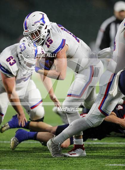 Thumbnail 1 in Aubrey @ Graham (UIL 4A Regional Semifinal Playoff) photogallery.