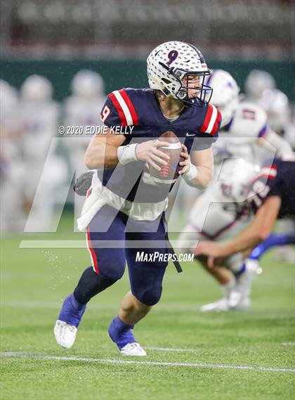 Thumbnail 2 in Aubrey @ Graham (UIL 4A Regional Semifinal Playoff) photogallery.