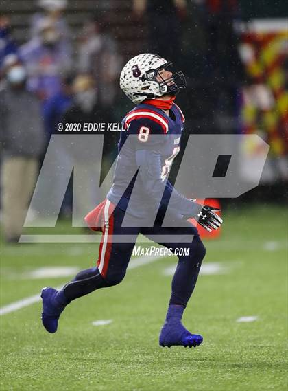 Thumbnail 1 in Aubrey @ Graham (UIL 4A Regional Semifinal Playoff) photogallery.