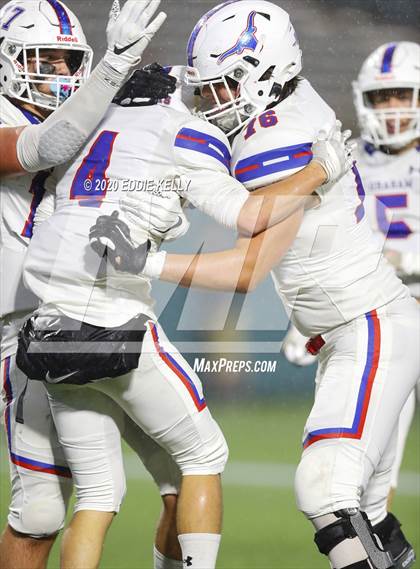 Thumbnail 2 in Aubrey @ Graham (UIL 4A Regional Semifinal Playoff) photogallery.