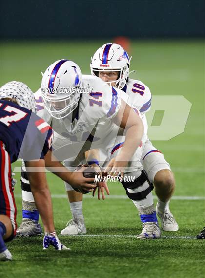 Thumbnail 3 in Aubrey @ Graham (UIL 4A Regional Semifinal Playoff) photogallery.