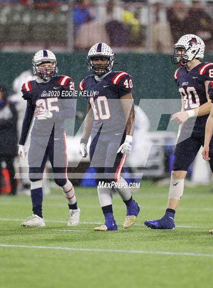 Thumbnail 1 in Aubrey @ Graham (UIL 4A Regional Semifinal Playoff) photogallery.
