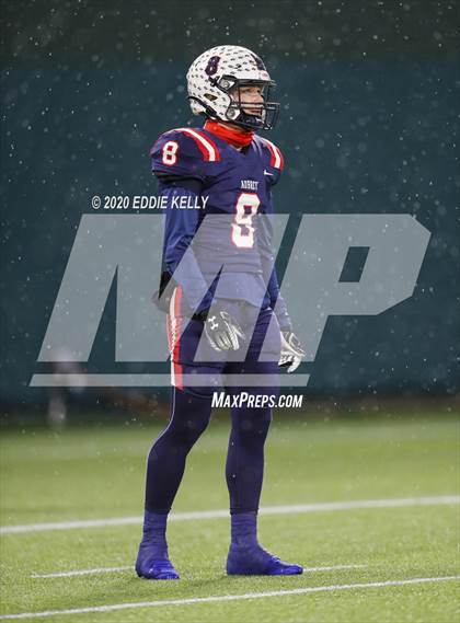 Thumbnail 2 in Aubrey @ Graham (UIL 4A Regional Semifinal Playoff) photogallery.