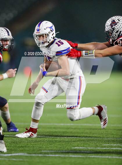 Thumbnail 3 in Aubrey @ Graham (UIL 4A Regional Semifinal Playoff) photogallery.