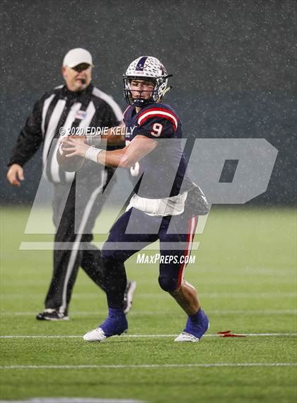 Thumbnail 1 in Aubrey @ Graham (UIL 4A Regional Semifinal Playoff) photogallery.