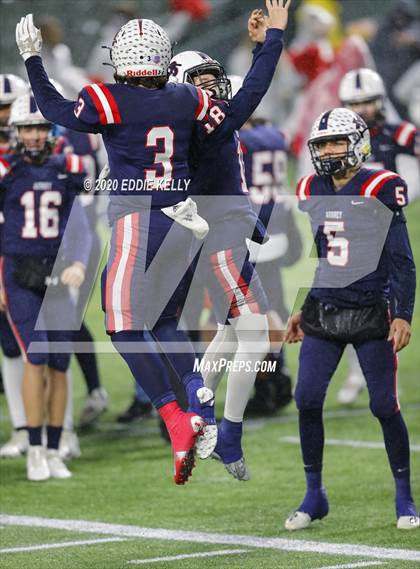 Thumbnail 3 in Aubrey @ Graham (UIL 4A Regional Semifinal Playoff) photogallery.