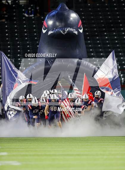 Thumbnail 2 in Aubrey @ Graham (UIL 4A Regional Semifinal Playoff) photogallery.