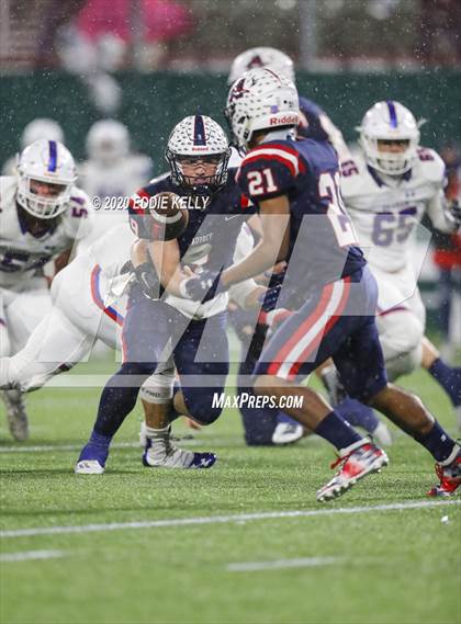 Thumbnail 2 in Aubrey @ Graham (UIL 4A Regional Semifinal Playoff) photogallery.