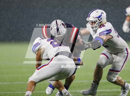 Thumbnail 1 in Aubrey @ Graham (UIL 4A Regional Semifinal Playoff) photogallery.
