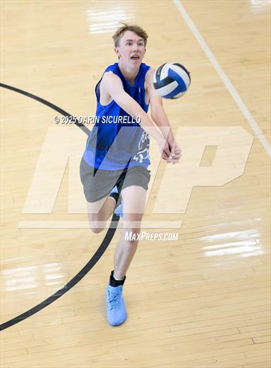 null - Photo 01