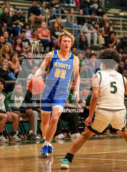 Thumbnail 1 in Alamo Heights vs Southwest (UIL 5A Reg 3 & 4 Bi-District) photogallery.