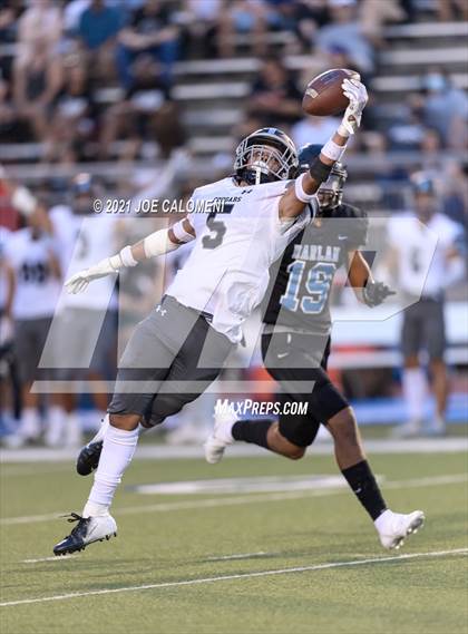 Thumbnail 3 in Clark vs Harlan photogallery.