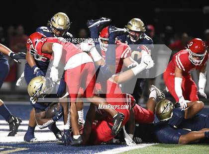 Thumbnail 1 in Kahuku @ St. John Bosco photogallery.