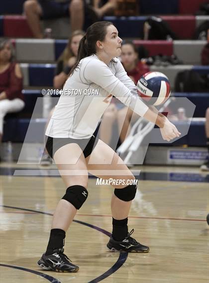 Thumbnail 1 in El Modena @ Yorba Linda photogallery.