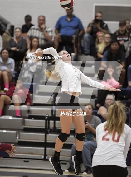 Thumbnail 3 in El Modena @ Yorba Linda photogallery.