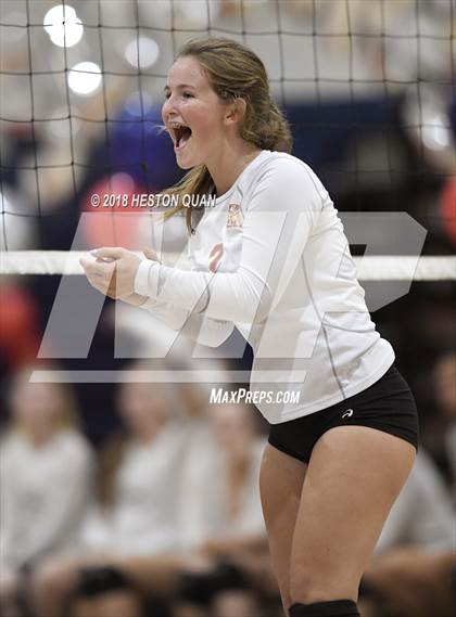 Thumbnail 3 in El Modena @ Yorba Linda photogallery.