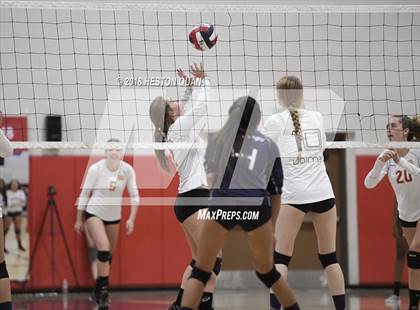 Thumbnail 3 in El Modena @ Yorba Linda photogallery.