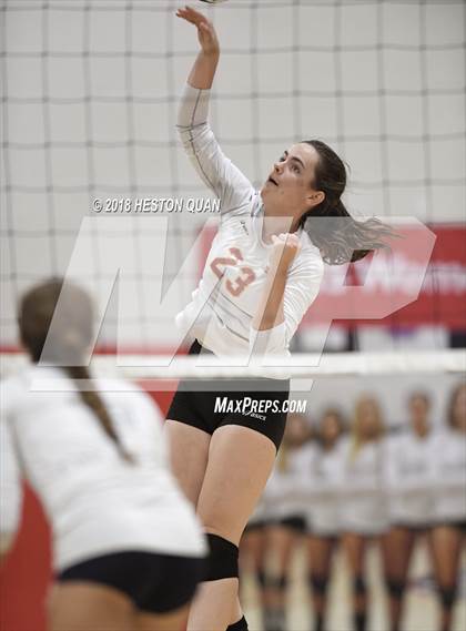 Thumbnail 3 in El Modena @ Yorba Linda photogallery.