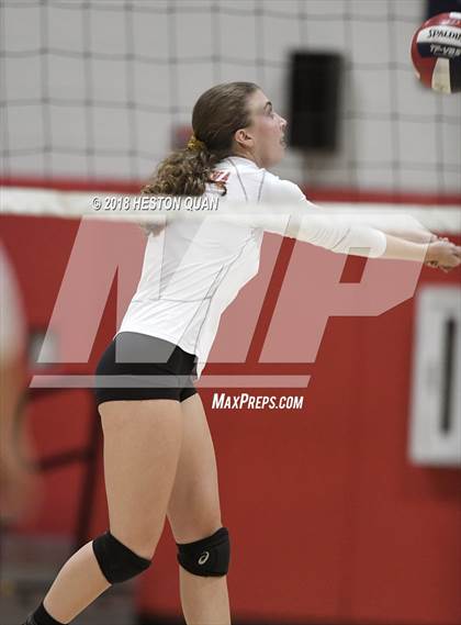 Thumbnail 3 in El Modena @ Yorba Linda photogallery.