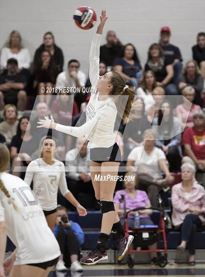 Thumbnail 1 in El Modena @ Yorba Linda photogallery.