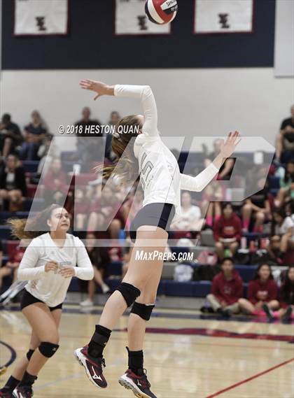 Thumbnail 1 in El Modena @ Yorba Linda photogallery.