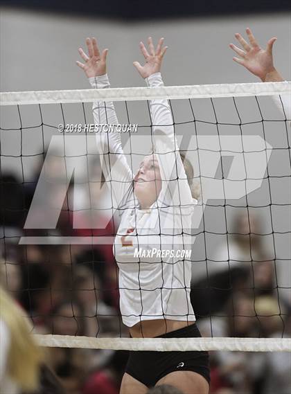 Thumbnail 2 in El Modena @ Yorba Linda photogallery.