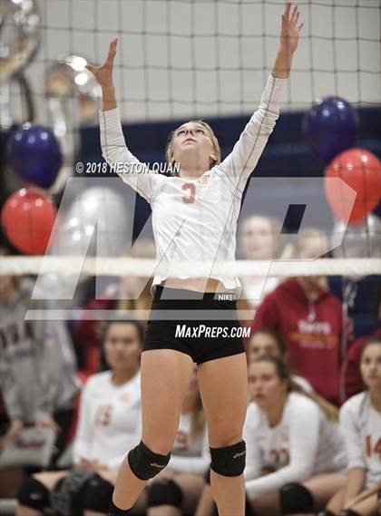 Thumbnail 1 in El Modena @ Yorba Linda photogallery.