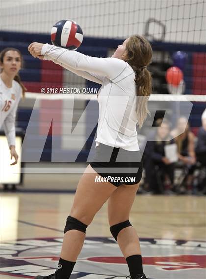 Thumbnail 3 in El Modena @ Yorba Linda photogallery.