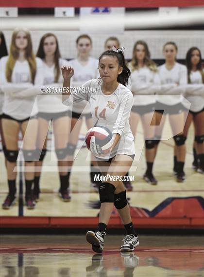Thumbnail 3 in El Modena @ Yorba Linda photogallery.