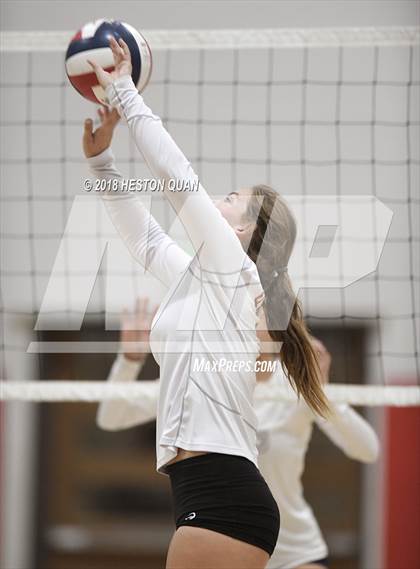 Thumbnail 2 in El Modena @ Yorba Linda photogallery.