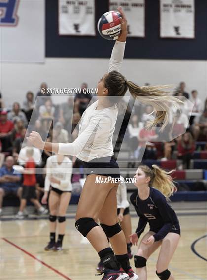 Thumbnail 1 in El Modena @ Yorba Linda photogallery.