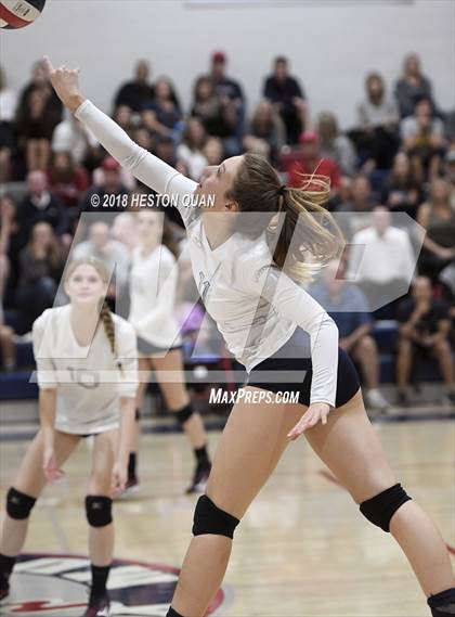 Thumbnail 2 in El Modena @ Yorba Linda photogallery.