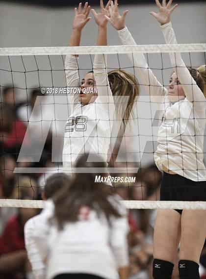 Thumbnail 2 in El Modena @ Yorba Linda photogallery.