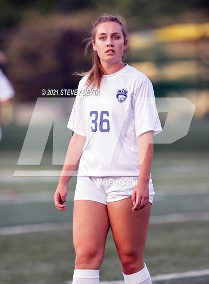 Thumbnail 2 in Fruita Monument vs Rock Canyon (CHSAA 5A Championship - Round 1) photogallery.