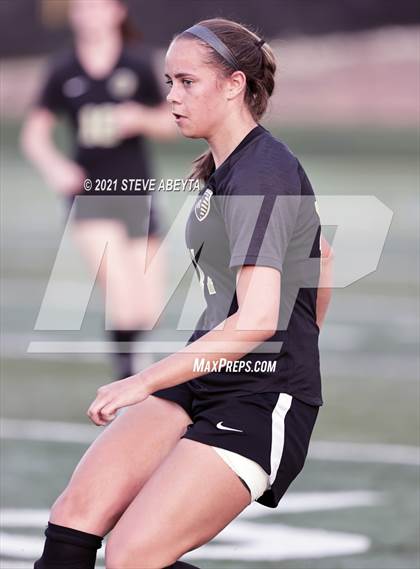 Thumbnail 2 in Fruita Monument vs Rock Canyon (CHSAA 5A Championship - Round 1) photogallery.