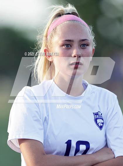 Thumbnail 2 in Fruita Monument vs Rock Canyon (CHSAA 5A Championship - Round 1) photogallery.