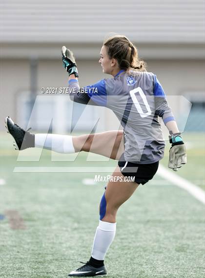 Thumbnail 2 in Fruita Monument vs Rock Canyon (CHSAA 5A Championship - Round 1) photogallery.