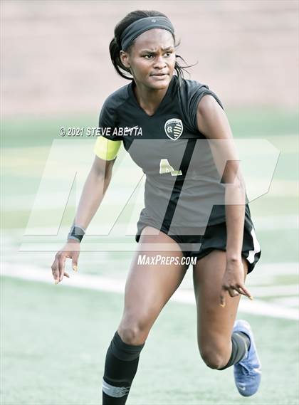 Thumbnail 3 in Fruita Monument vs Rock Canyon (CHSAA 5A Championship - Round 1) photogallery.