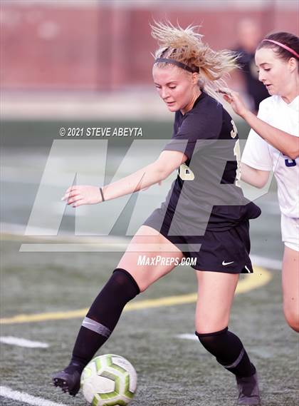 Thumbnail 1 in Fruita Monument vs Rock Canyon (CHSAA 5A Championship - Round 1) photogallery.