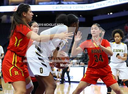 Thumbnail 2 in Rosary Academy vs. Bishop O'Dowd (CIF State D1 Final) photogallery.