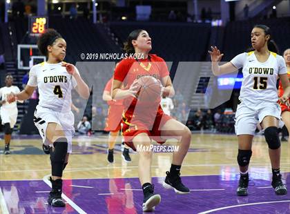 Thumbnail 3 in Rosary Academy vs. Bishop O'Dowd (CIF State D1 Final) photogallery.